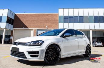 VOLKSWAGEN GOLF EFS3 MATTE BLACK
